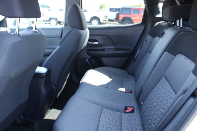 Used 2026 Nissan Kicks SV w/ SV Premium Package FWD image 35