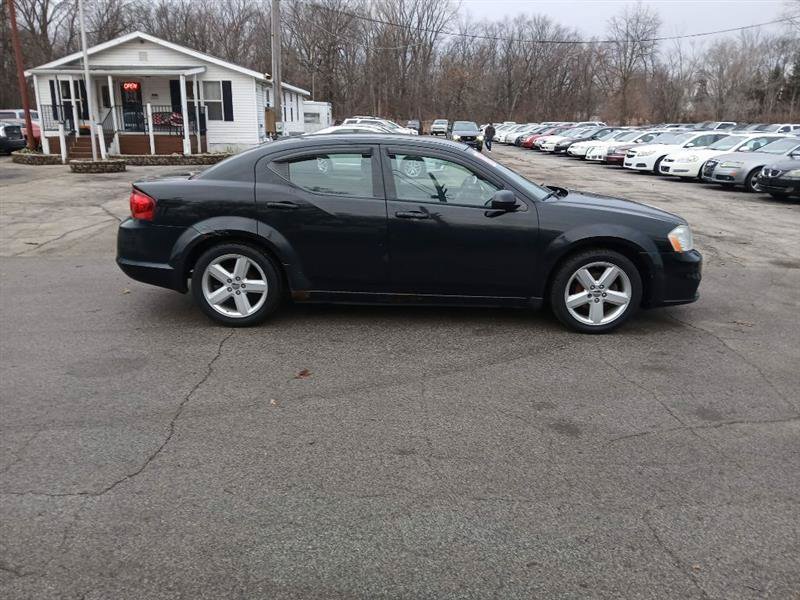 Used 2011 Dodge Avenger Mainstreet FWD image 6