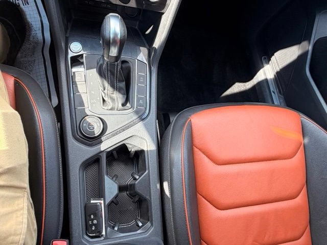 Used 2021 Volkswagen Tiguan SEL Premium R-Line AWD/4WD image 27