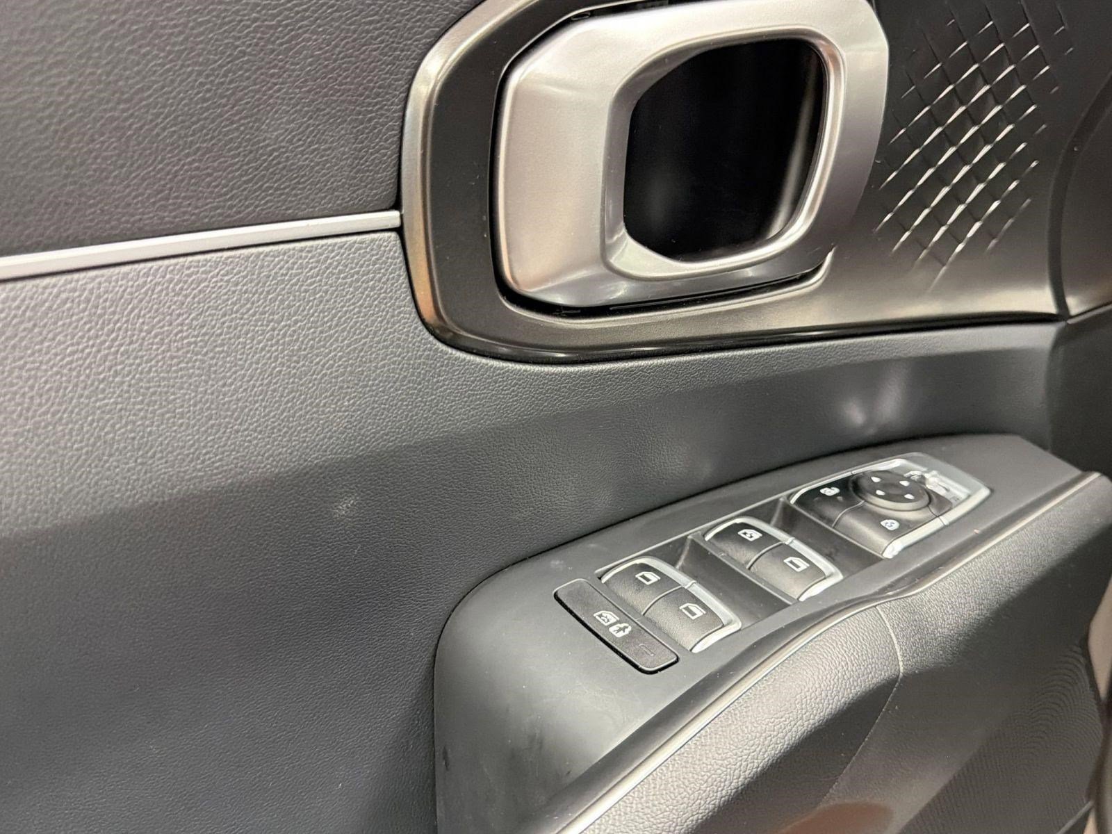 Used 2025 Kia Sorento EX w/ EX Panoramic Sunroof Package AWD/4WD image 20