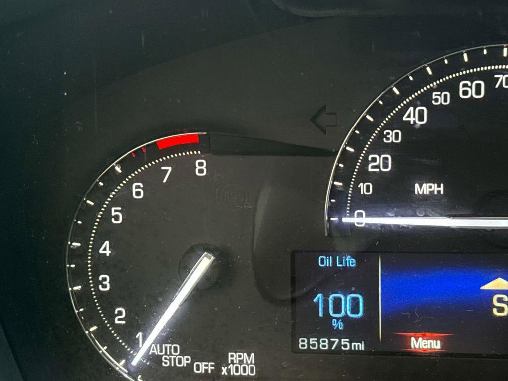 Used 2017 Cadillac XT5 Luxury w/ Driver Awareness Package FWD image 19