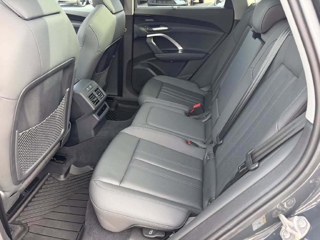 Certified 2025 Audi Q5 Premium Plus w/ Premium Plus AWD/4WD image 22