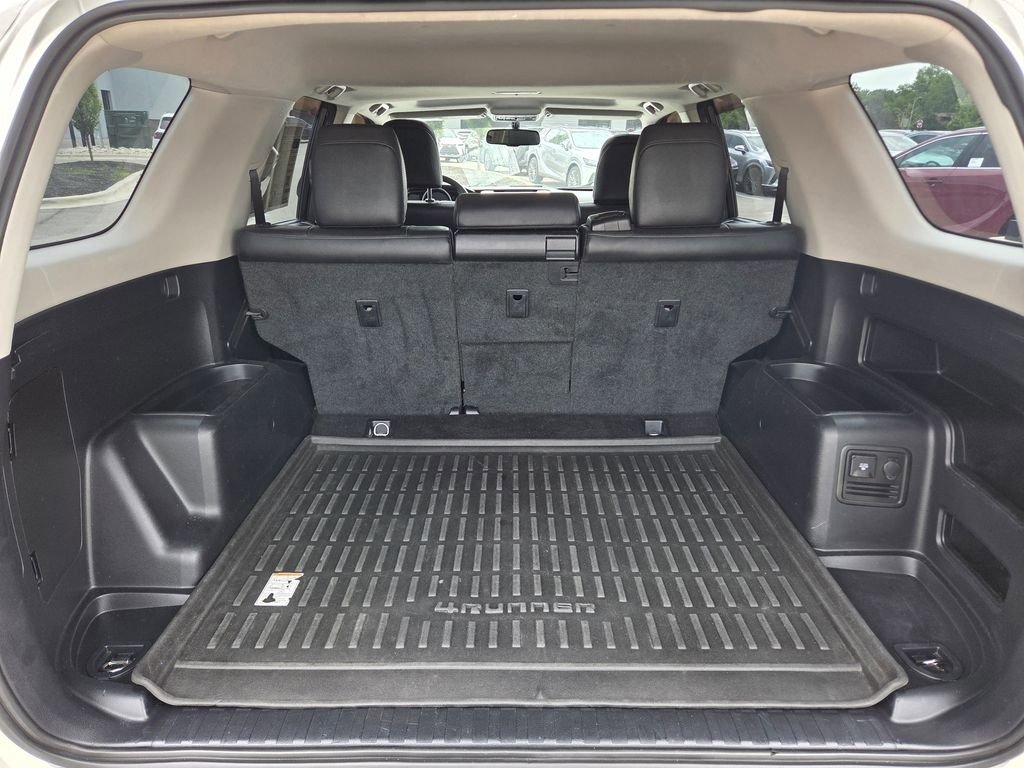 Used 2012 Toyota 4Runner SR5 w/ Premium Pkg AWD/4WD image 28