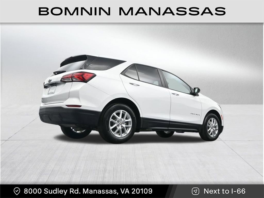 Used 2022 Chevrolet Equinox LS w/ LS Convenience Package image 34