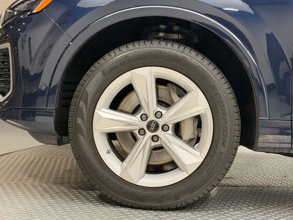 Used 2025 Audi Q7 2.0T Premium image 5