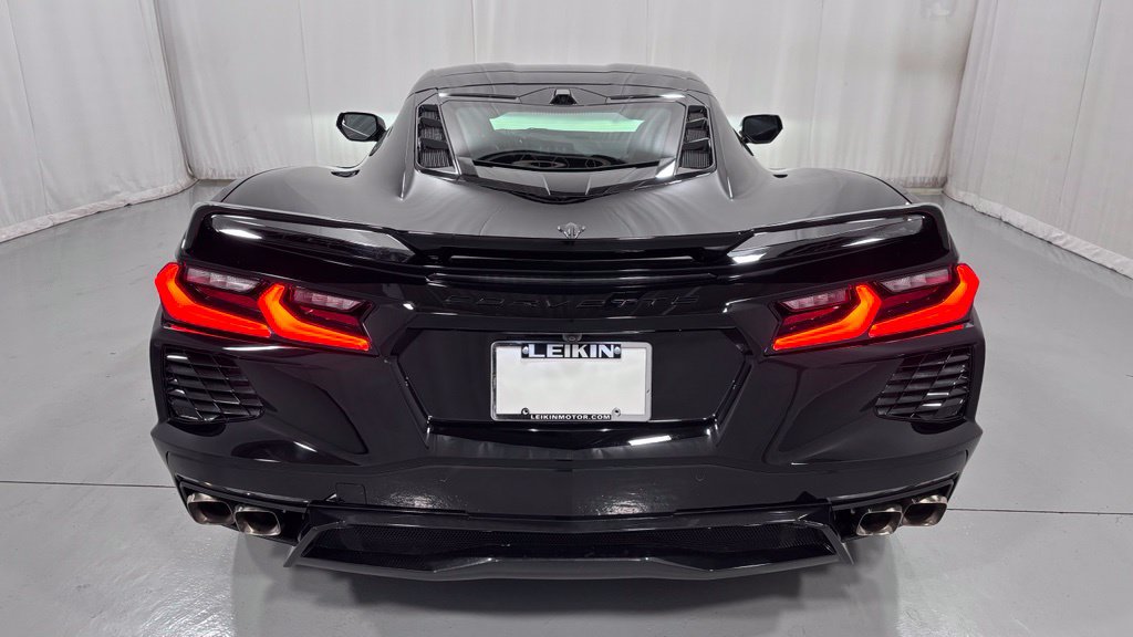 Used 2022 Chevrolet Corvette Stingray Premium Cpe w/ Z51 Performance Package RWD image 9