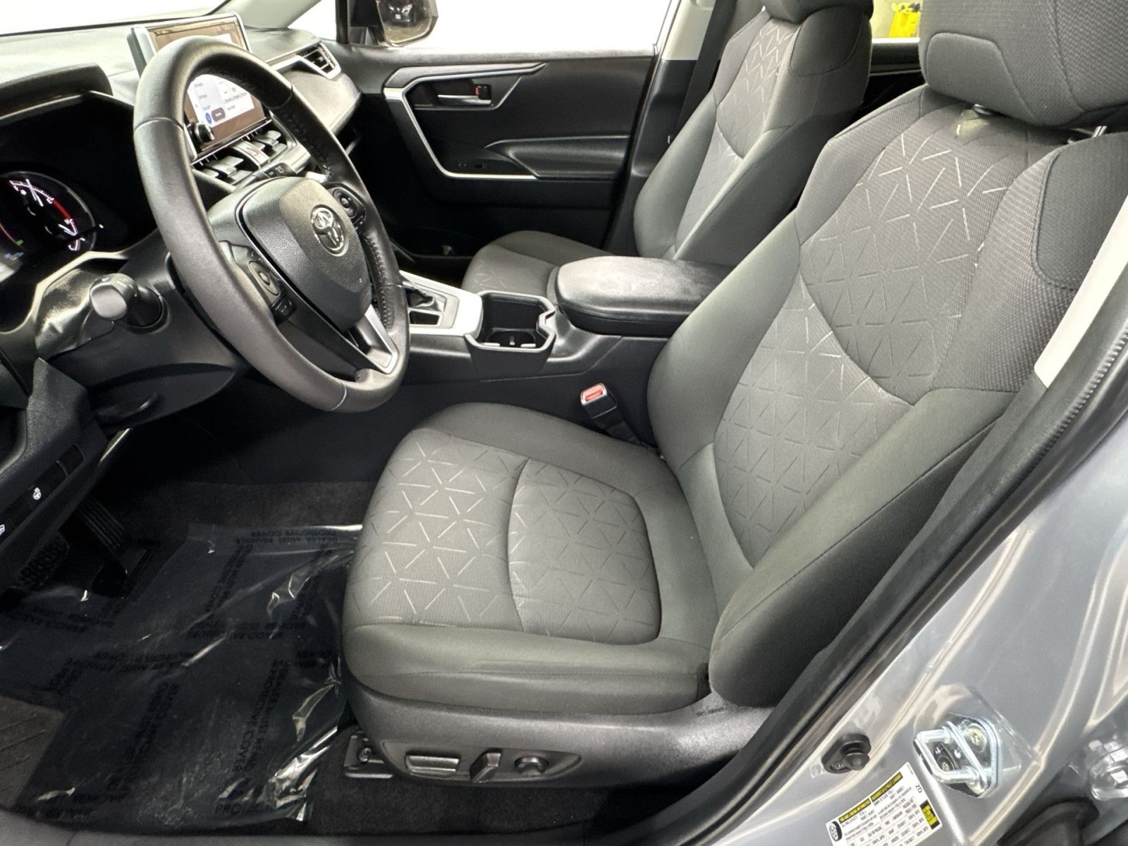 Used 2024 Toyota RAV4 XLE w/ Weather Package AWD/4WD image 16