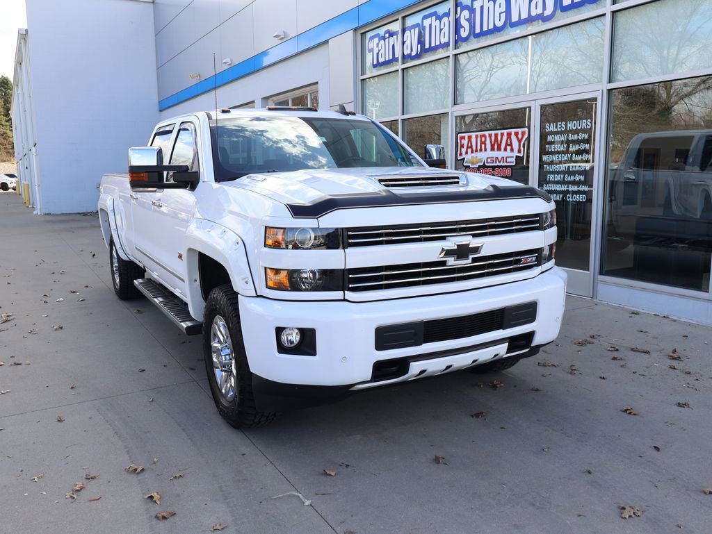 Used 2018 Chevrolet Silverado 3500 LTZ w/ Duramax Plus Package image 2