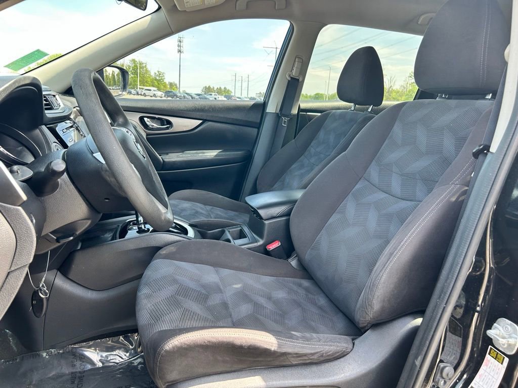 Used 2015 Nissan Rogue SV AWD/4WD image 11