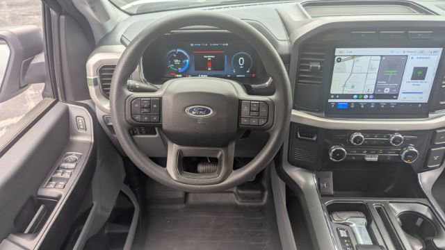 Used 2022 Ford F150 Lightning Pro image 23