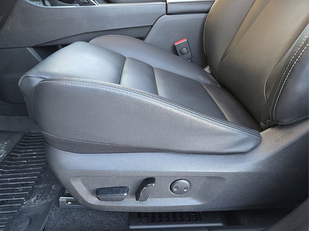 Used 2024 Nissan Rogue SL w/ SL Premium Package image 24