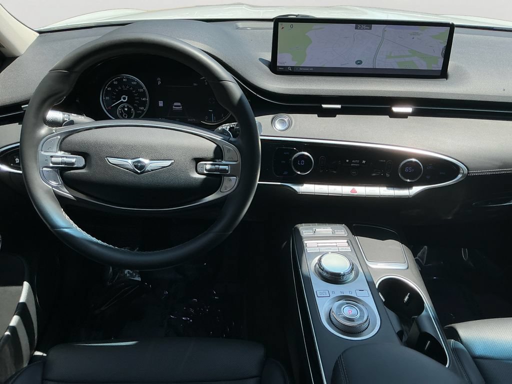 Used 2025 Genesis GV70 2.5T AWD/4WD image 16
