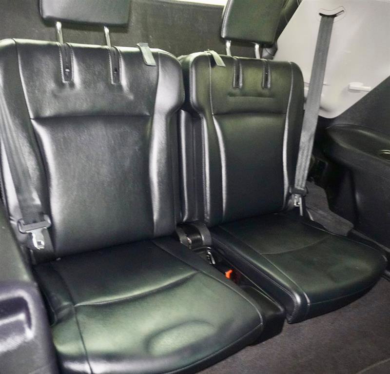 Used 2011 Toyota Highlander SE w/ Tow Pkg AWD/4WD image 9