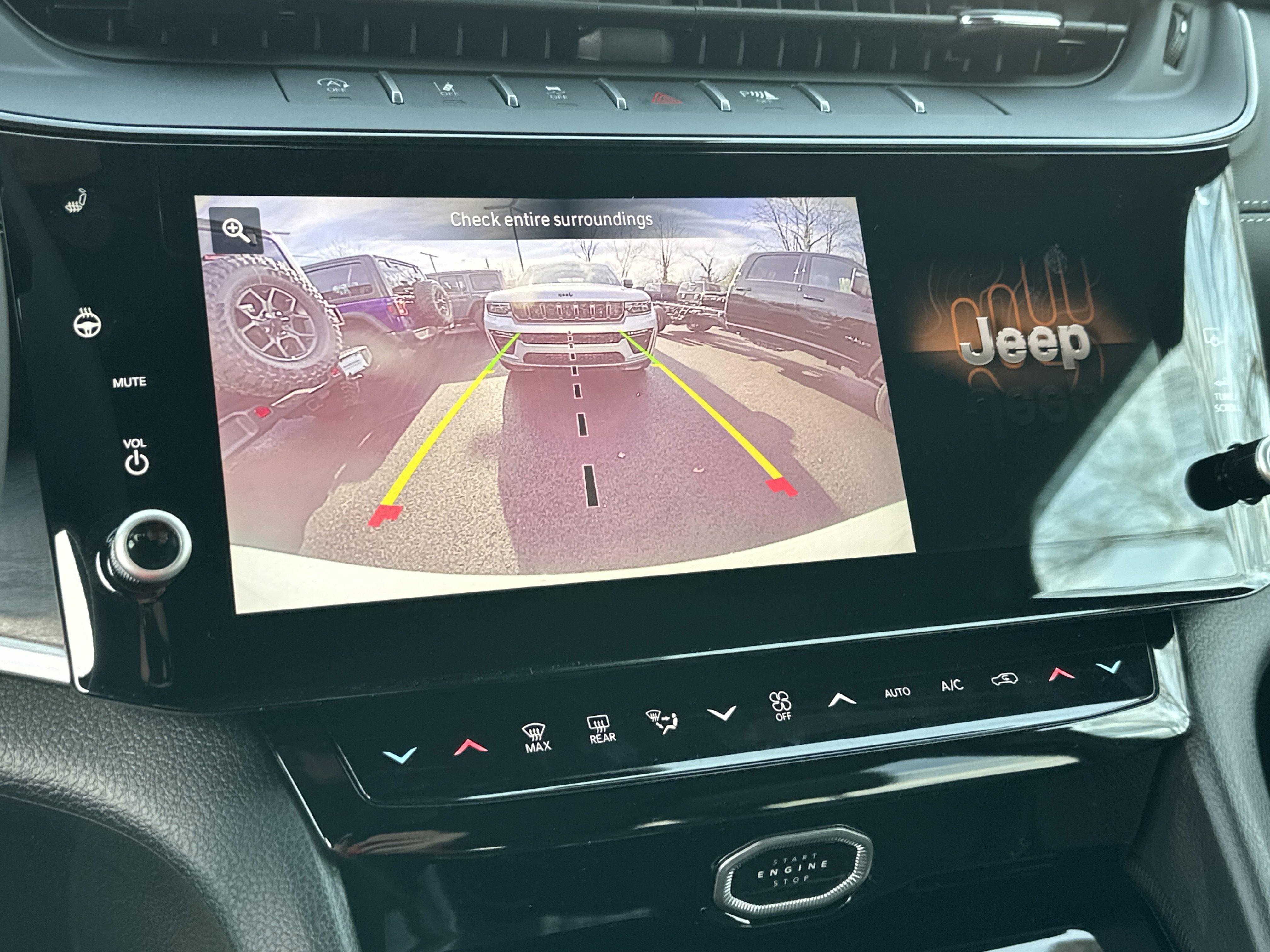 New 2026 Jeep Grand Cherokee Limited image 8