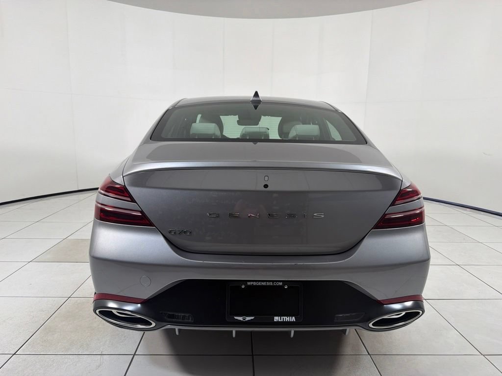 Used 2025 Genesis G70 2.5T RWD image 6