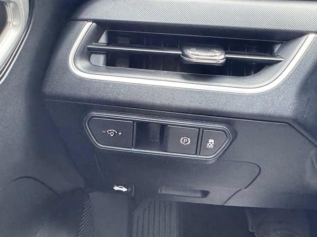 Used 2025 Kia K4 FWD image 30