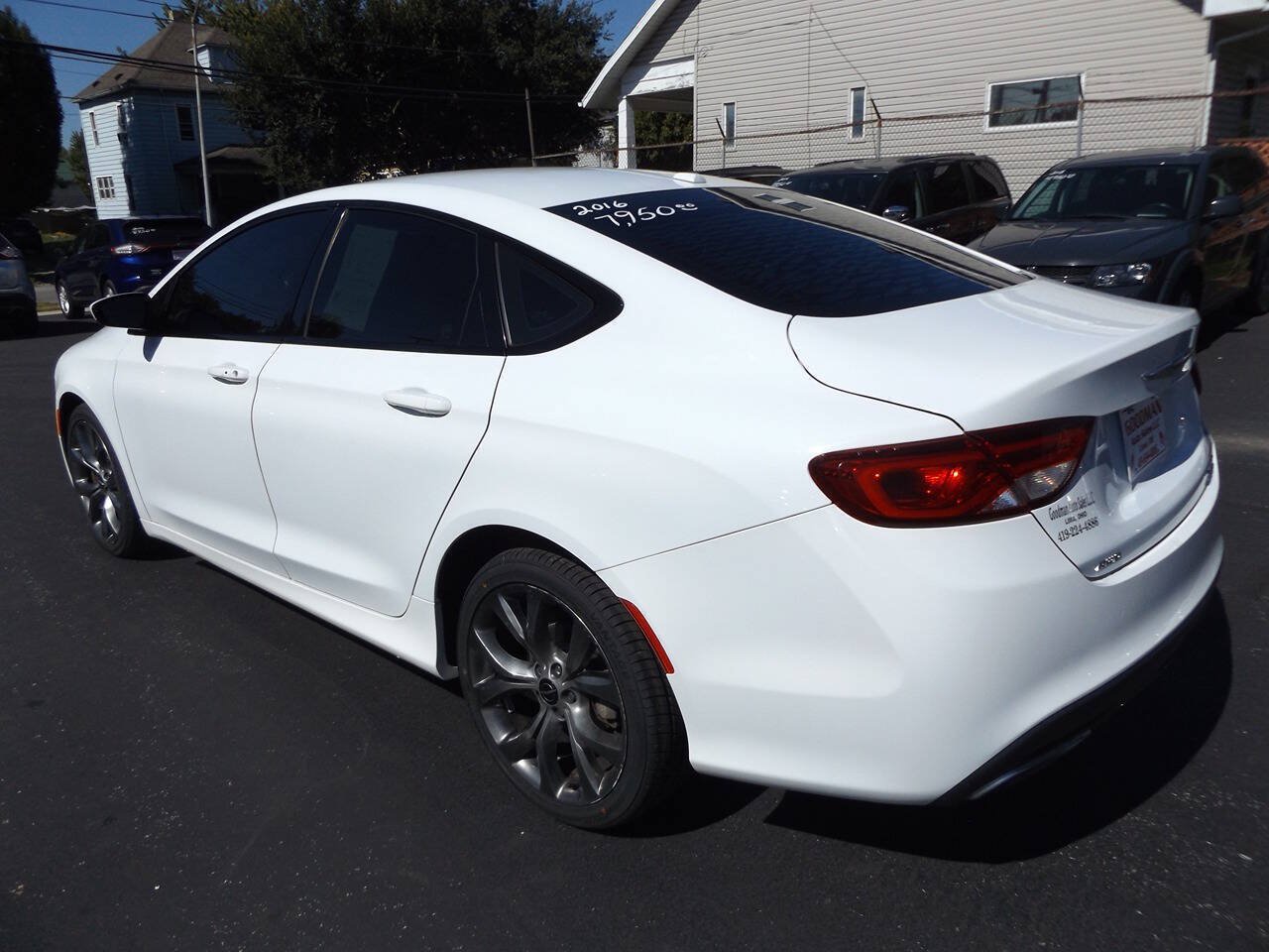 Used 2016 Chrysler 200 S AWD/4WD image 10