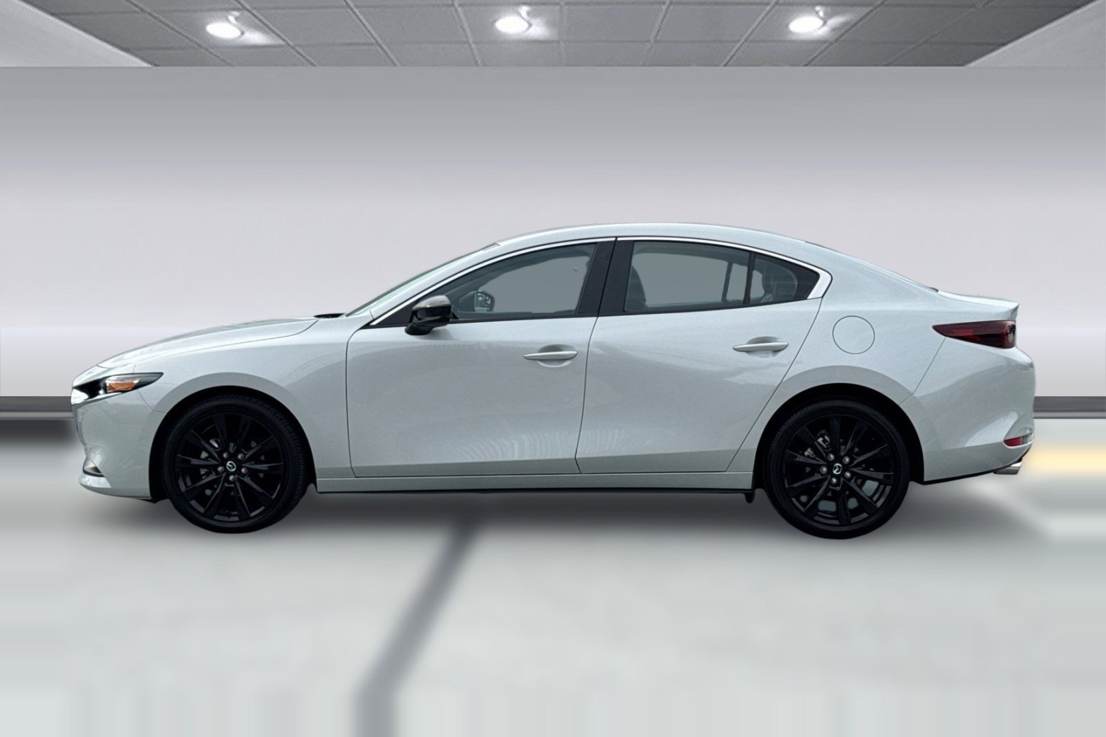 Used 2024 MAZDA MAZDA3 s image 2