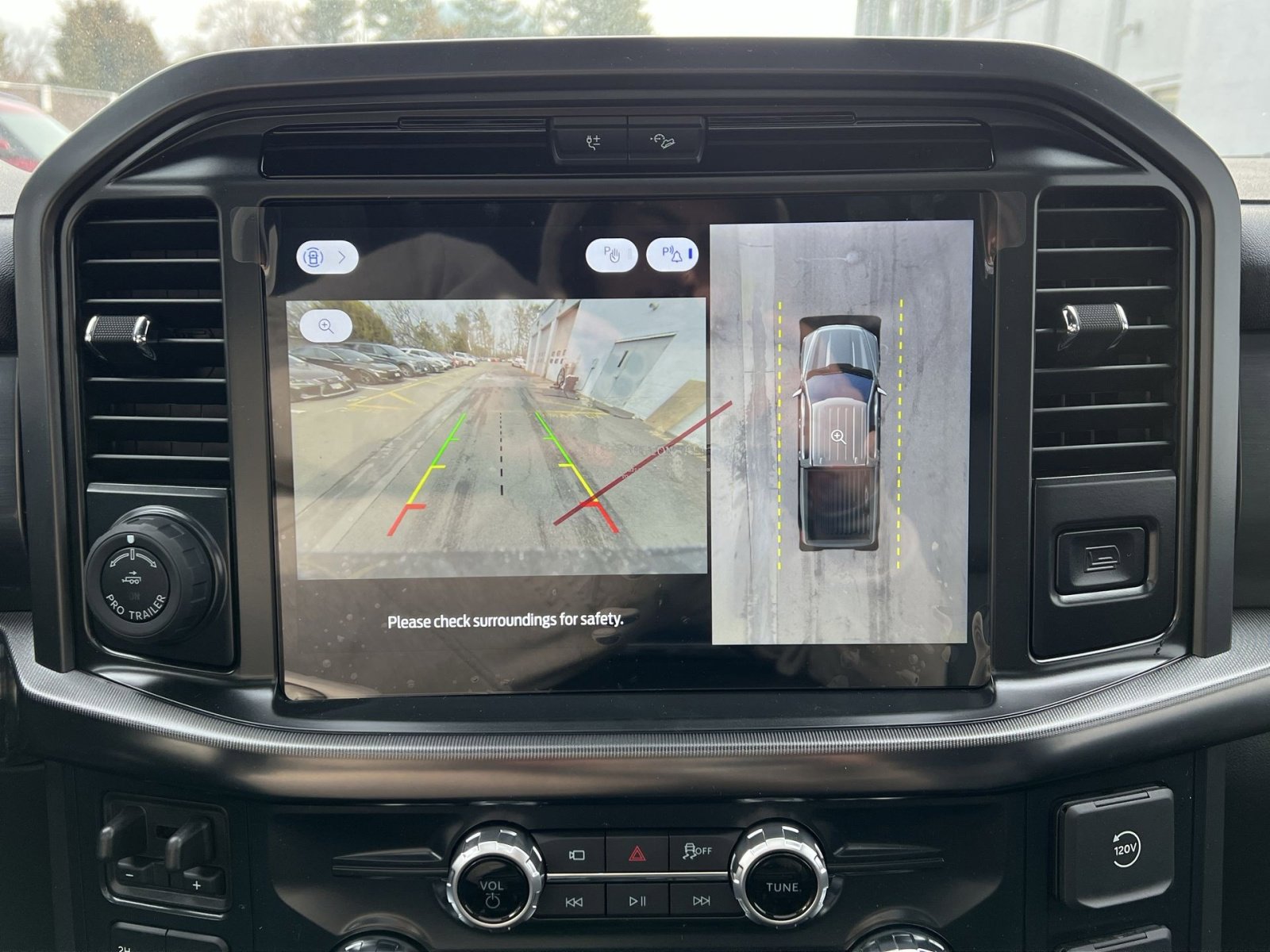 New 2026 Ford F150 Lariat w/ Equipment Group 502A High image 19