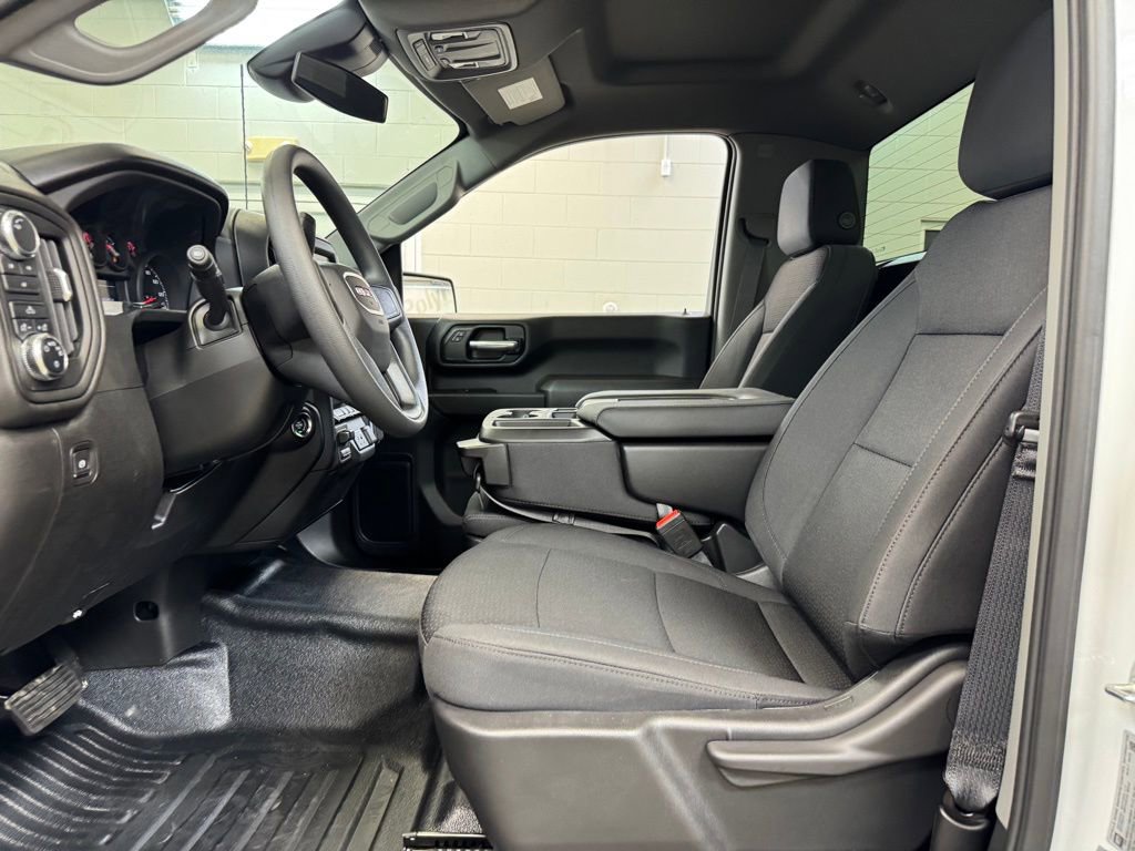 New 2025 GMC Sierra 3500 Pro image 13