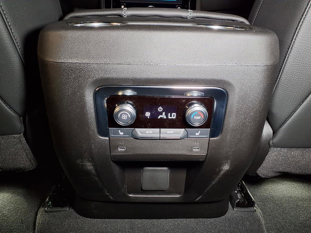 New 2026 GMC Yukon Denali image 12