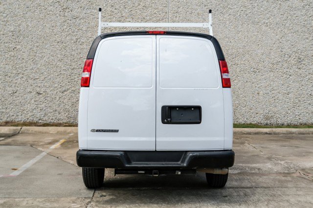 Used 2020 Chevrolet Express 2500 w/ Driver Convenience Package image 9