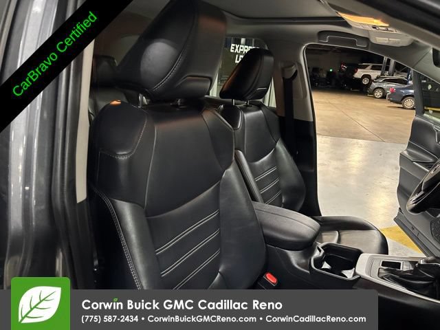 Used 2020 Toyota RAV4 XLE Premium AWD/4WD image 35