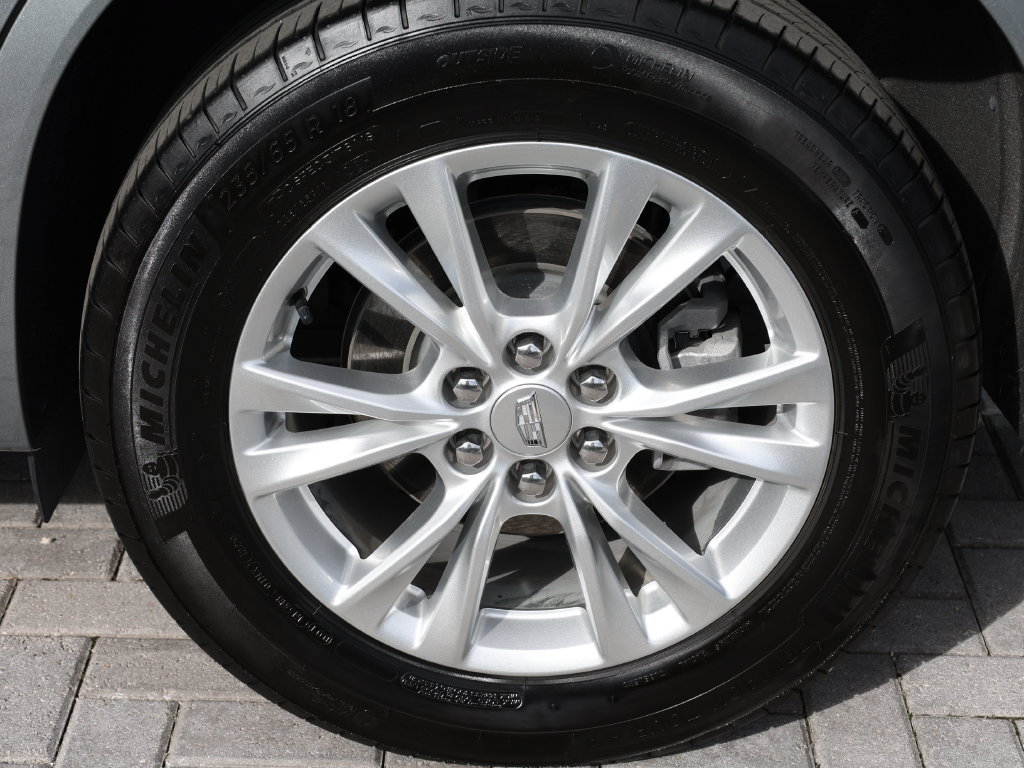 Used 2025 Cadillac XT6 Luxury FWD image 45