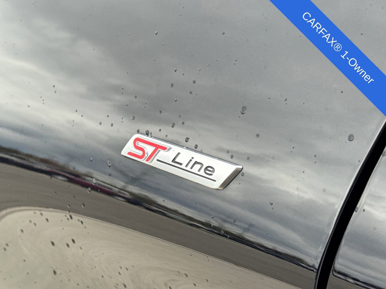 Used 2024 Ford Explorer ST-Line w/ Class IV Trailer Tow Package AWD/4WD image 43