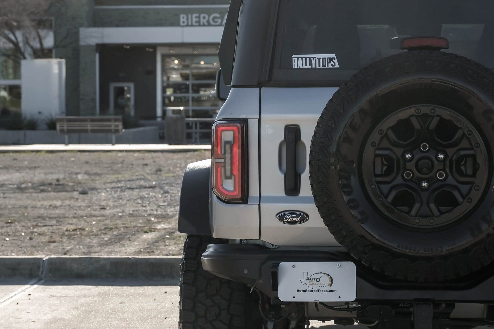 Used 2022 Ford Bronco Wildtrak image 50