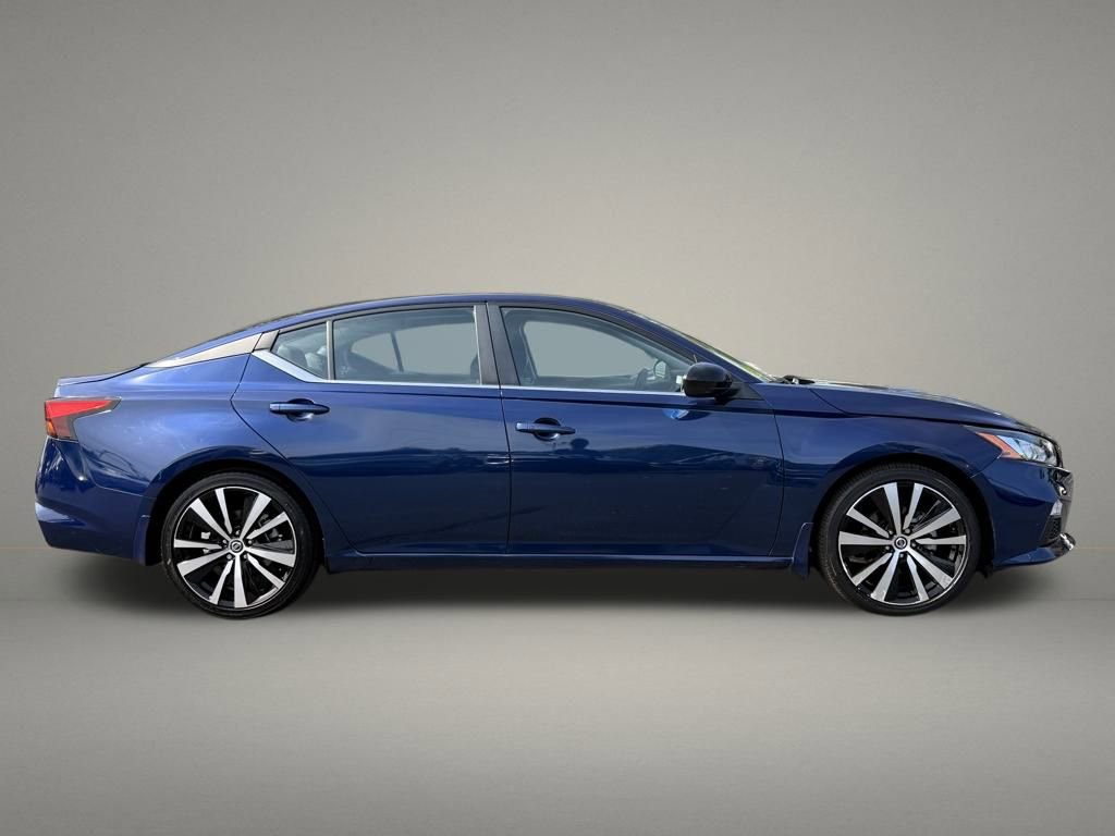 Used 2022 Nissan Altima 2.5 SR FWD image 6
