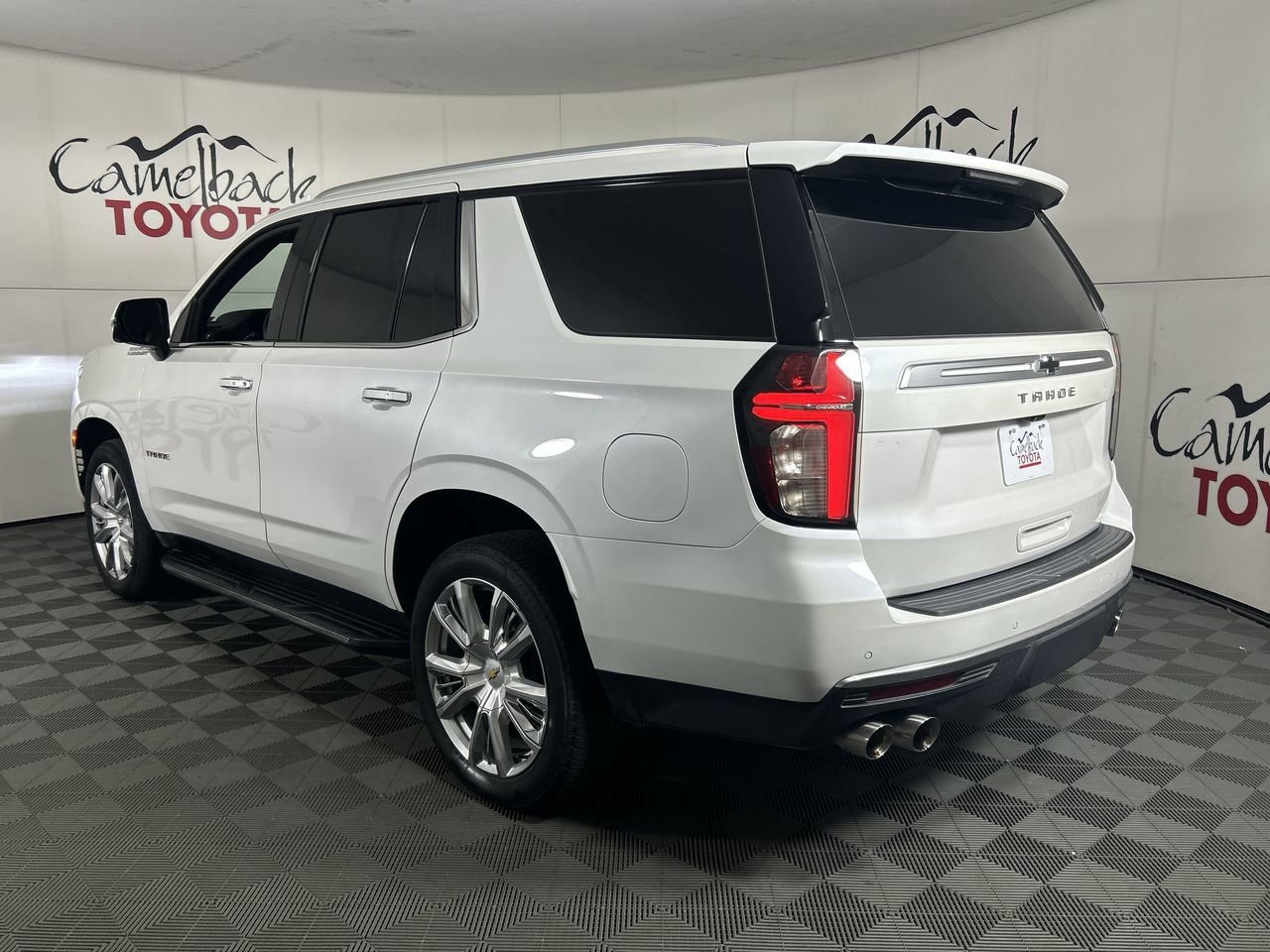 Used 2023 Chevrolet Tahoe High Country image 5