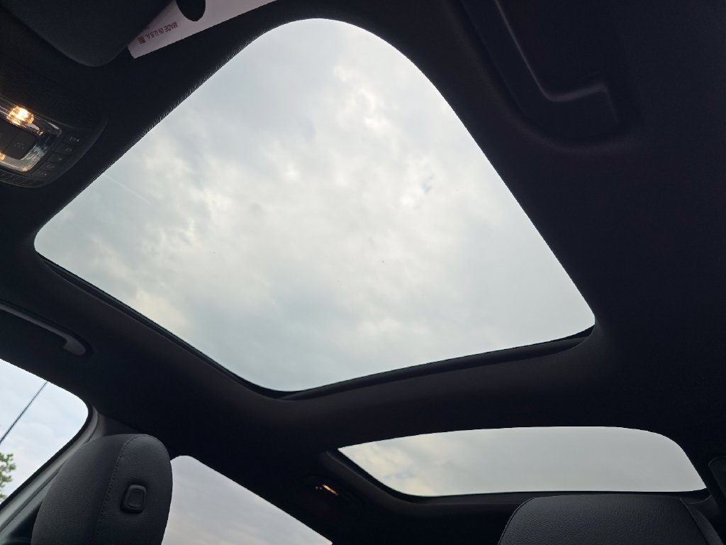 New 2026 Mercedes-Benz GLB 250 4MATIC image 3