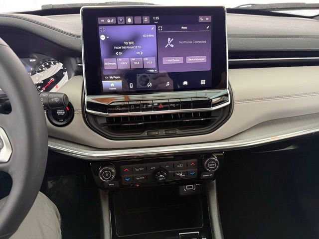 Used 2024 Jeep Compass Limited image 19