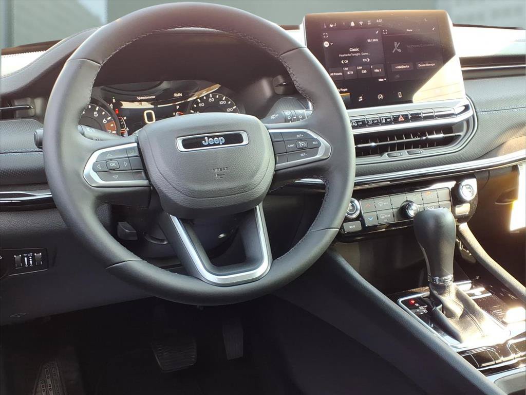 New 2026 Jeep Compass Latitude AWD/4WD image 9