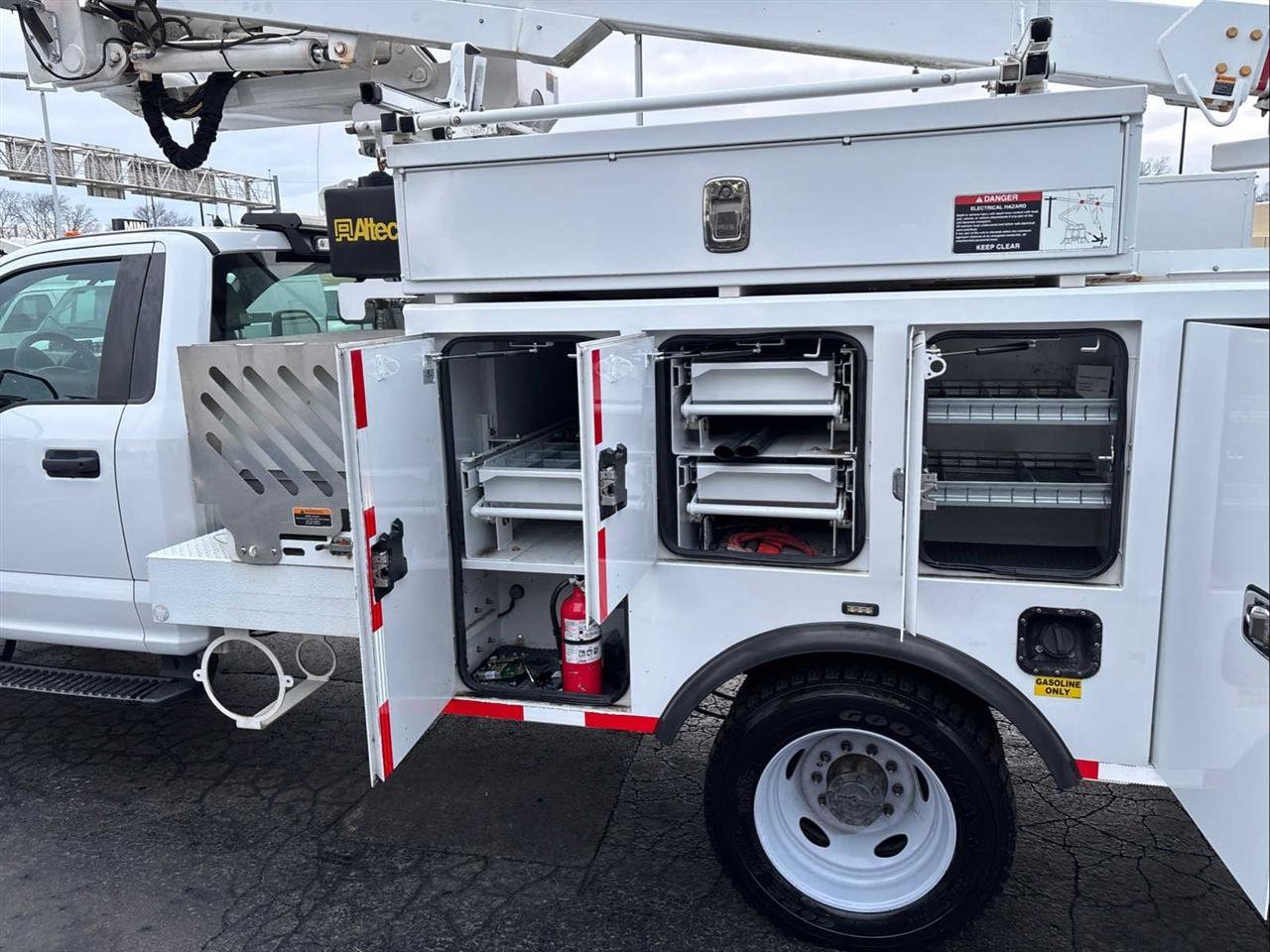 Used 2019 Ford F550 2WD Regular Cab Super Duty image 20