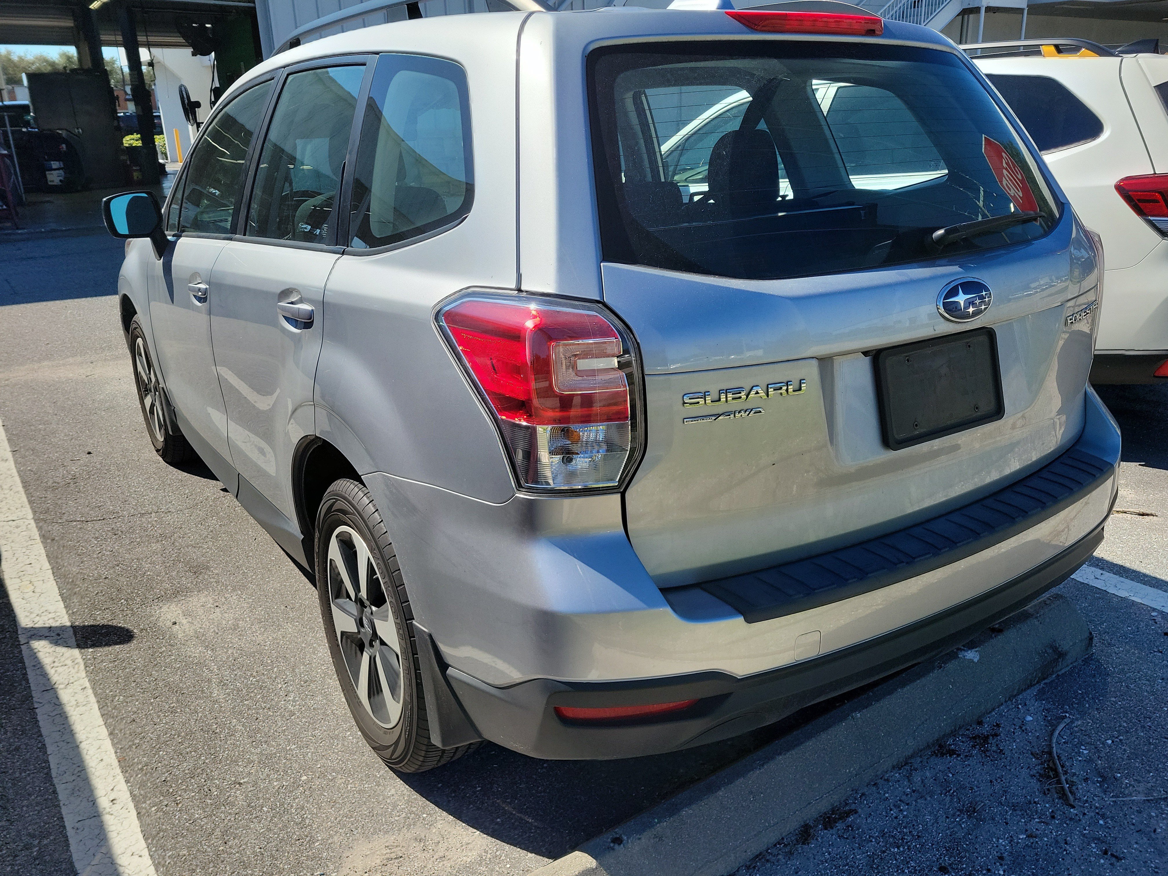 Used 2018 Subaru Forester 2.5i w/ Alloy Wheel Package AWD/4WD image 7
