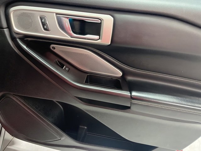 Used 2020 Ford Explorer ST w/ ST Street Pack image 23