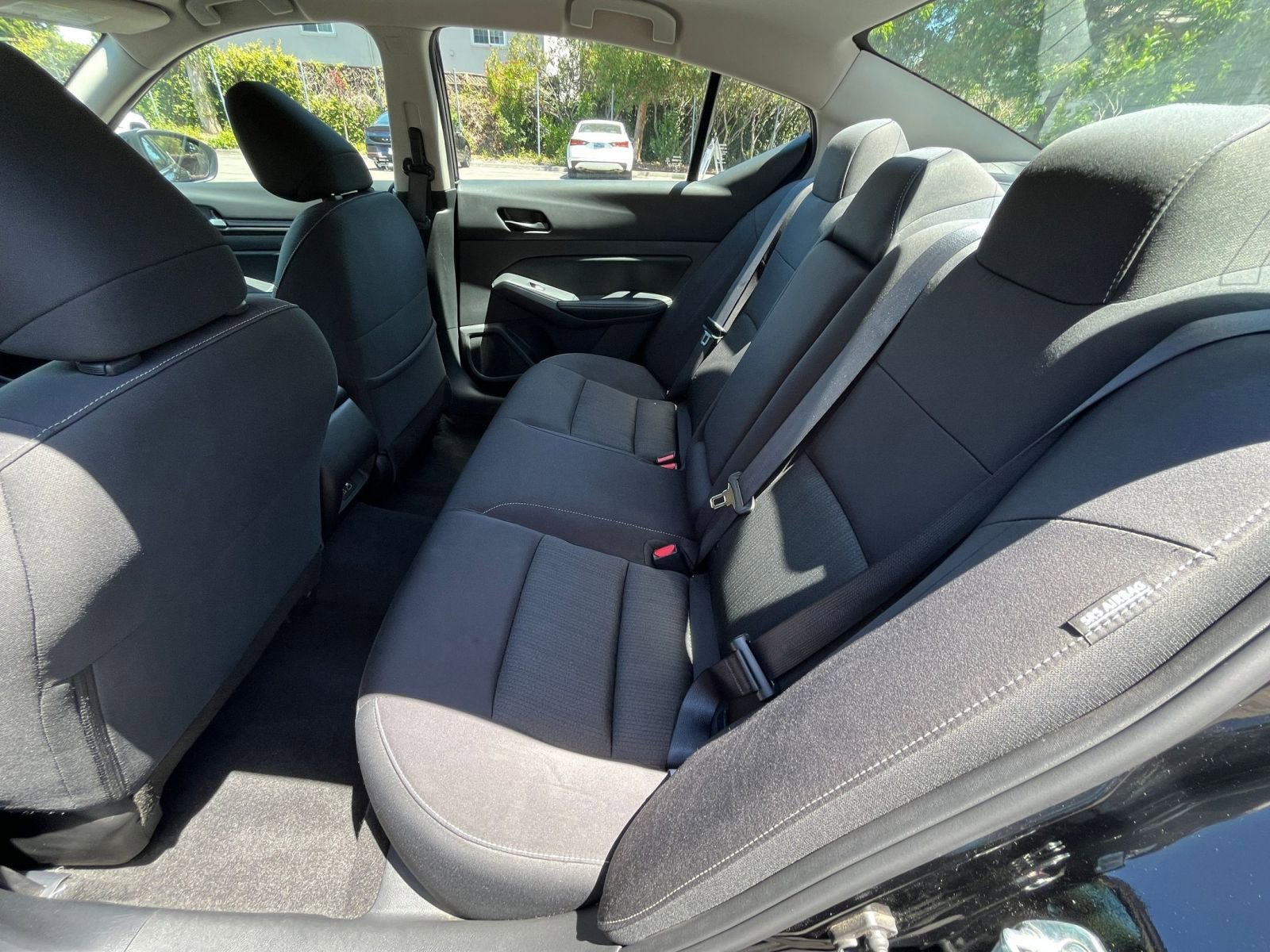 Used 2025 Nissan Altima 2.5 SV FWD image 24