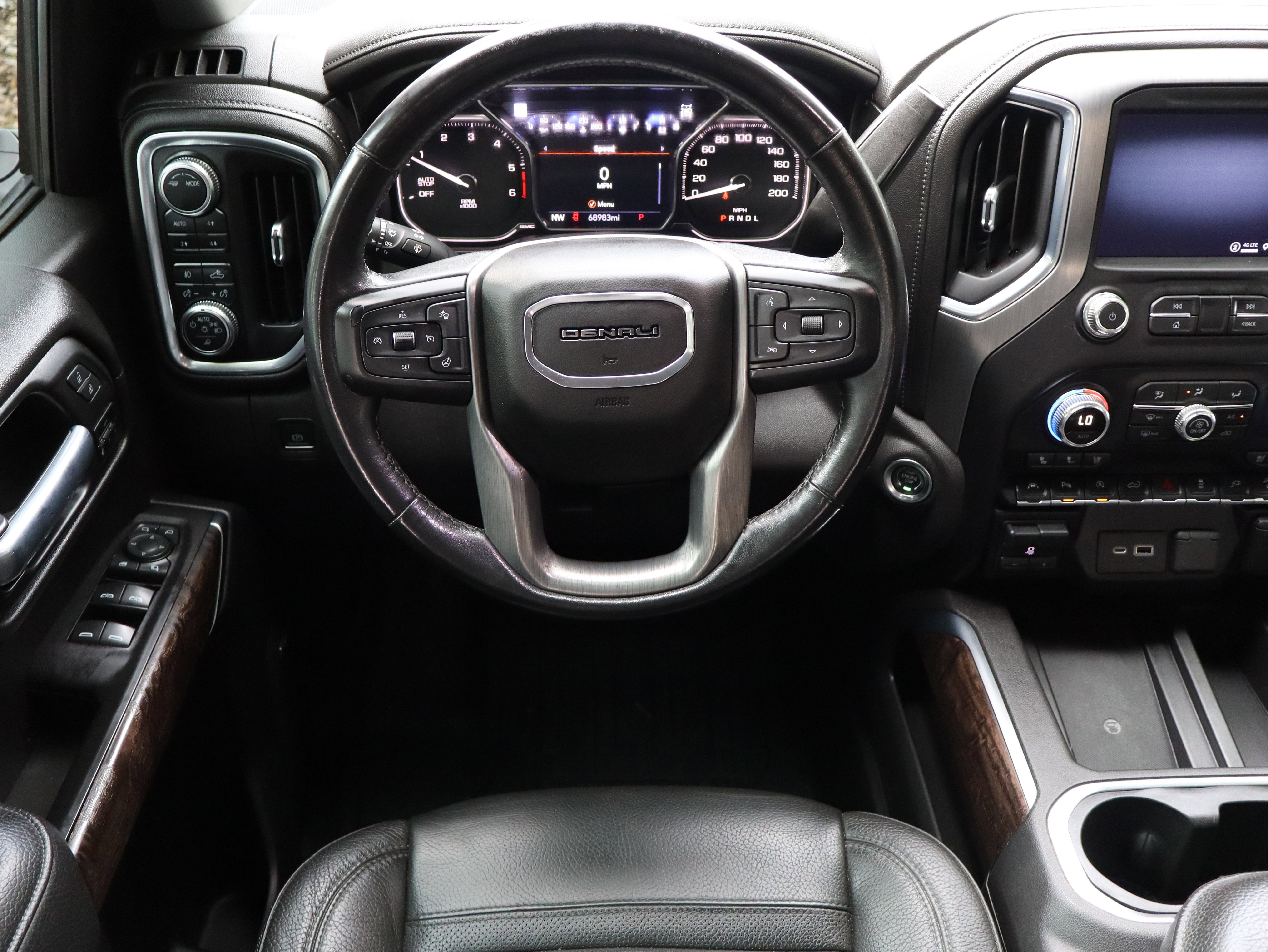 Used 2021 GMC Sierra 1500 Denali w/ Denali Ultimate Package AWD/4WD image 22
