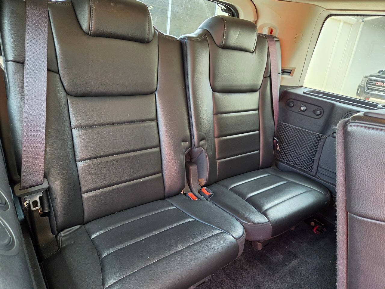 Used 2010 Jeep Commander Sport w/ Sun/Sound Group AWD/4WD image 13