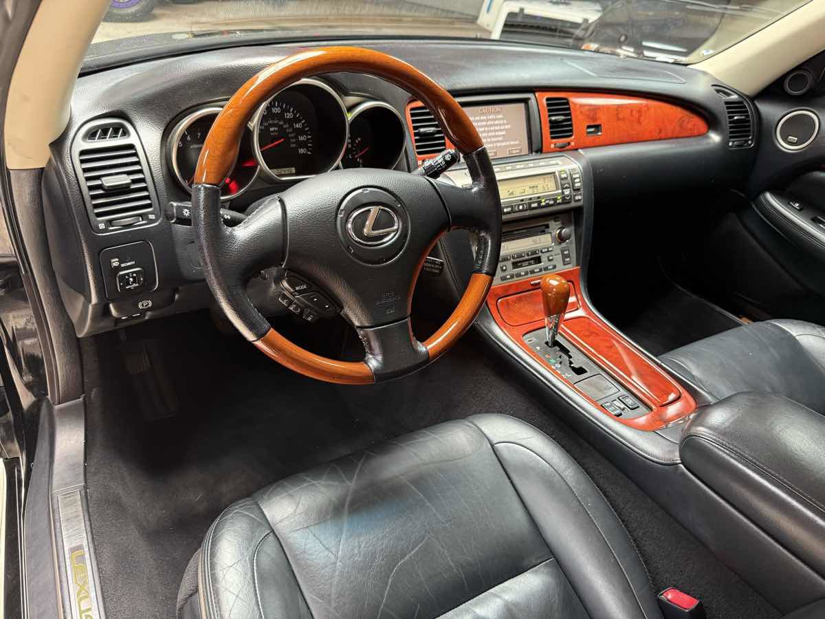 Used 2002 Lexus SC 430 Convertible RWD image 15
