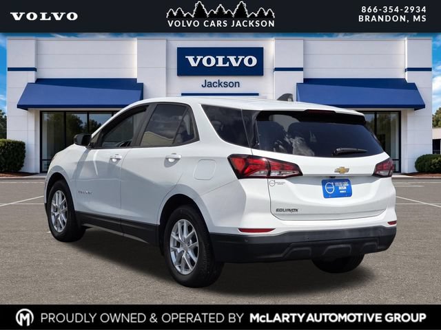 Used 2022 Chevrolet Equinox LS w/ LPO, Floor Liner Package FWD image 6