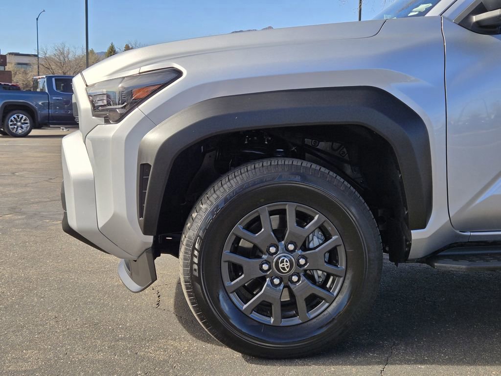 Used 2025 Toyota 4Runner SR5 image 6