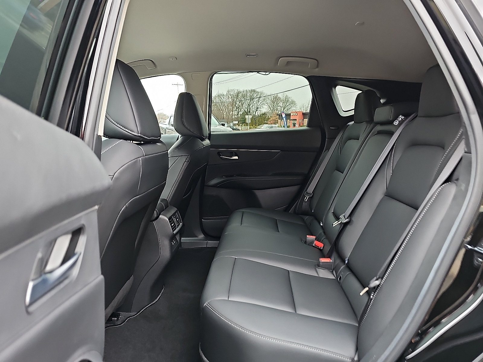 Certified 2025 Nissan Murano SV AWD/4WD image 11