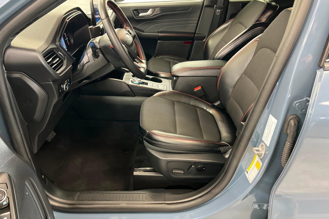 Used 2025 Ford Escape ST-Line Select image 17