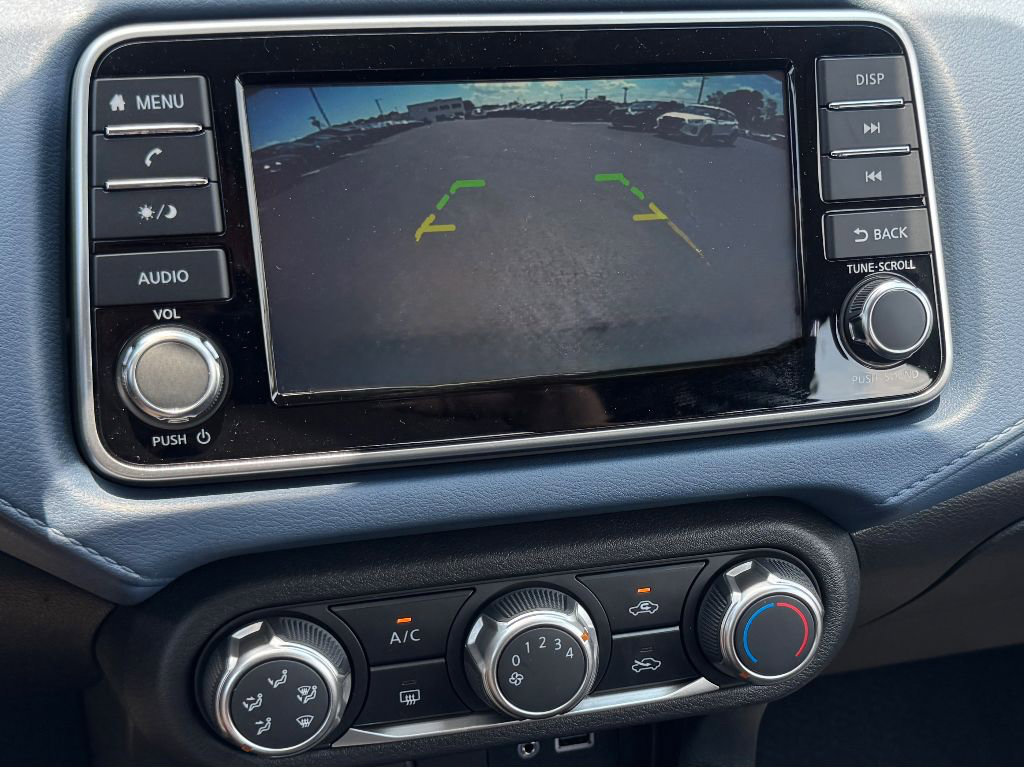 Used 2024 Nissan Versa SV w/ Trunk Package image 12