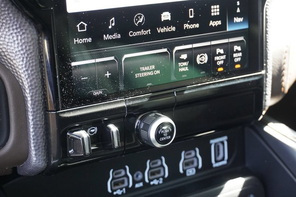 Used 2025 RAM 3500 Longhorn AWD/4WD image 31