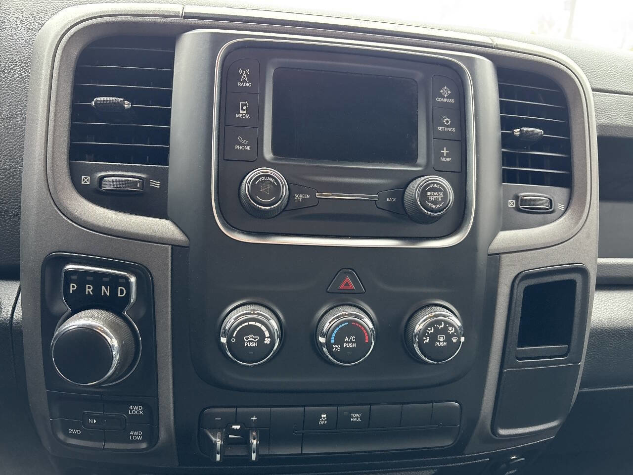 Used 2018 RAM 1500 Express w/ Express Value Package AWD/4WD image 33