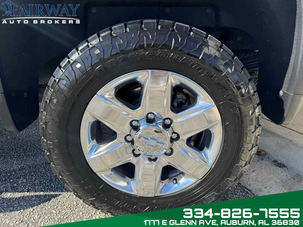 Used 2020 Chevrolet Silverado 2500 LTZ w/ LTZ Premium Package AWD/4WD image 33